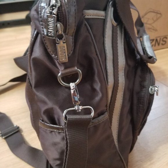 Roots Bag - Picture 4 of 6